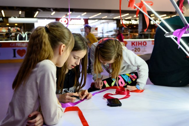 На арені розваг «GeneratorCitу» відбулася дискотека на роликах. ФОТО*