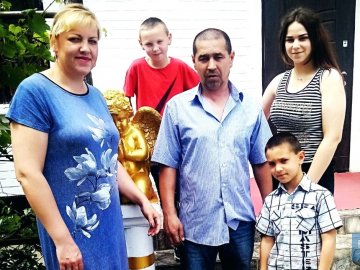 Лишився місяць до операції: батько трьох дітей з Волині потребує допомоги
