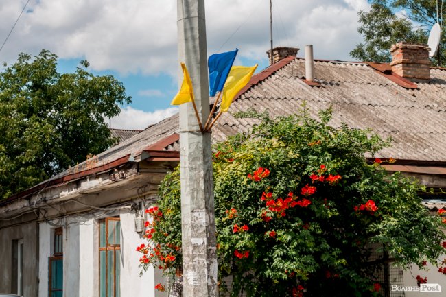 Синьо-жовтий Луцьк: як місто чепуриться до святкувань. ФОТО