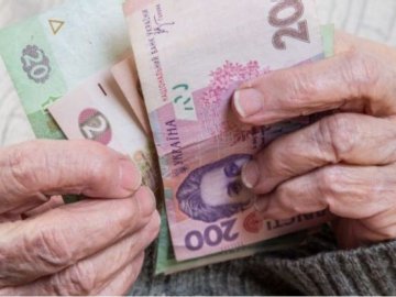 Від сьогодні в Україні підвищують пенсії: хто і скільки отримає