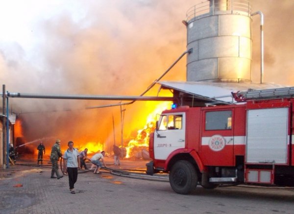 На Волині горіло деревообробне підприємство