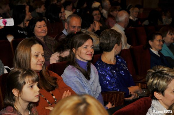 «Коляда з Тетяною Ціхоцькою»: фото благодійного концерту