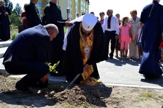 У селі під Луцьком відкрили Алею Небесної Сотні. ФОТО