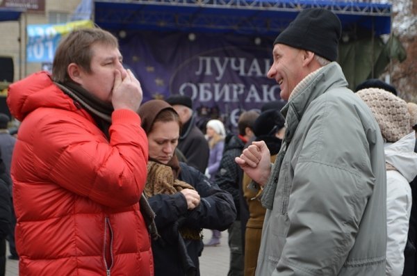 Луцький Євромайдан: люди виходять на віче