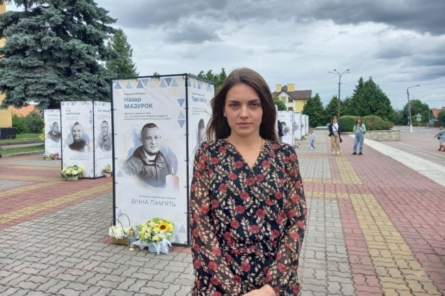 Сотня портретів: в місті на Волині відкрили Алею Героїв. ВІДЕО