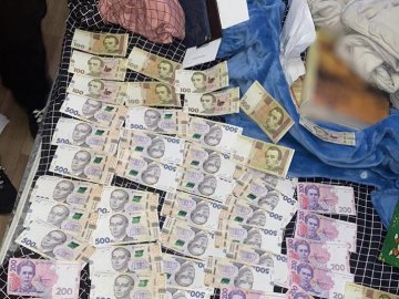 Шахраї видурили у понад 20 волинян мільйон гривень: у декількох областях проводяться обшуки