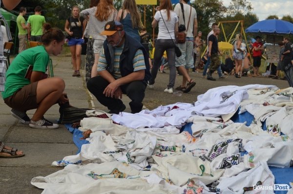 Як тисячі людей відривалися на фестивалі «Захід». ФОТО