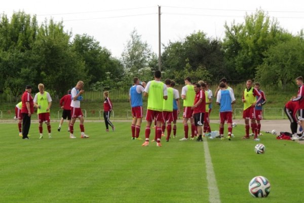 «Волинь» вийшла з відпустки і тренується під пильним наглядом Кварцяного. ФОТО