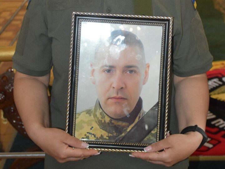 Загинув на Сумщині: у Луцьку попрощалися з Героєм Олександром Лижнюком