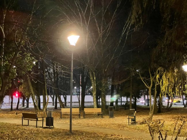 Показали, як облаштували сквер в одному з районів Луцька. ФОТО