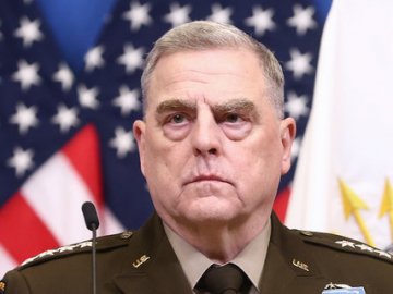 «Щоб Україна повністю звільнила території в 2023, потрібен крах російської армії», –  генерал Міллі