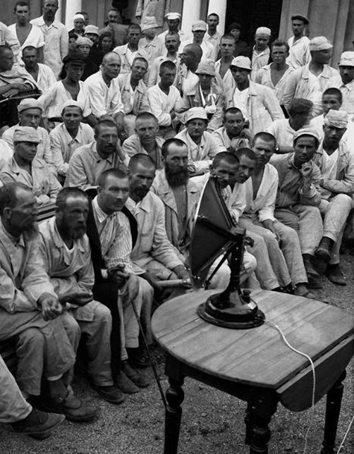 На селянському курорті «Лівадія». А.Шайхет. Крим, 1925