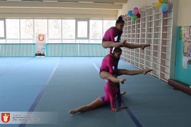 У Луцьку зібралися акробати зі всієї України. ФОТО