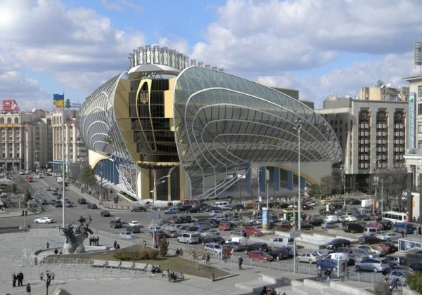 Як виглядатиме реконстуйований Будинок Профспілок у Києві. ФОТО