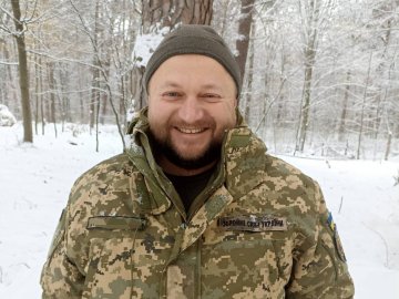 Залужний нагородив воїна з Волині