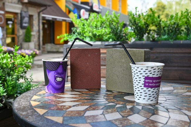 Ранкова кава, обідня регата, вечірні подорожі: шалені пригоди бруківки «Le Bruk» у Луцьку*