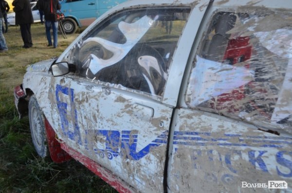 Під Луцьком змагалися автогонщики. ФОТО