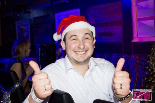 Клуб Зефір (фото взяті з http://vk.com/zefirlutsk)