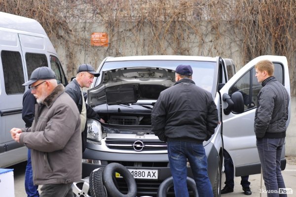 Луцький авторинок. БУДНІ МІСТА