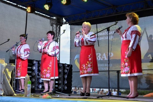 Подвійне свято у Світязі: масові гуляння та неймовірне шоу. ФОТО