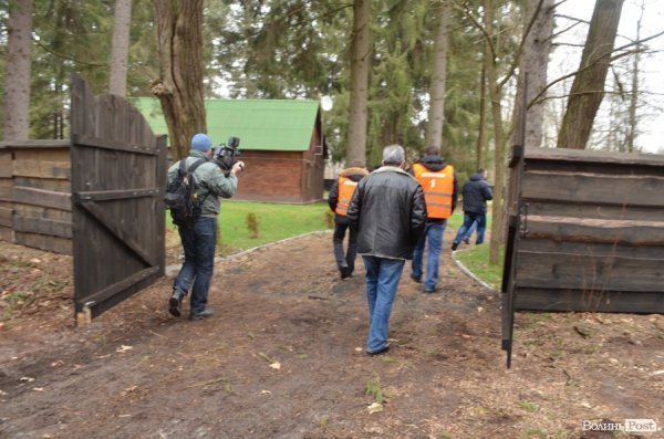 «Межигір'я» по-волинськи: екскурсія лісовими маєтками