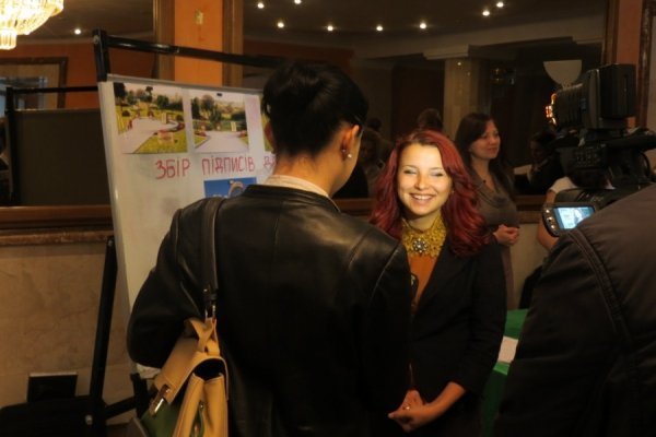 У Луцьку стартував «Тиждень подружжя»: для декого шокуюче. ФОТО. ВІДЕО