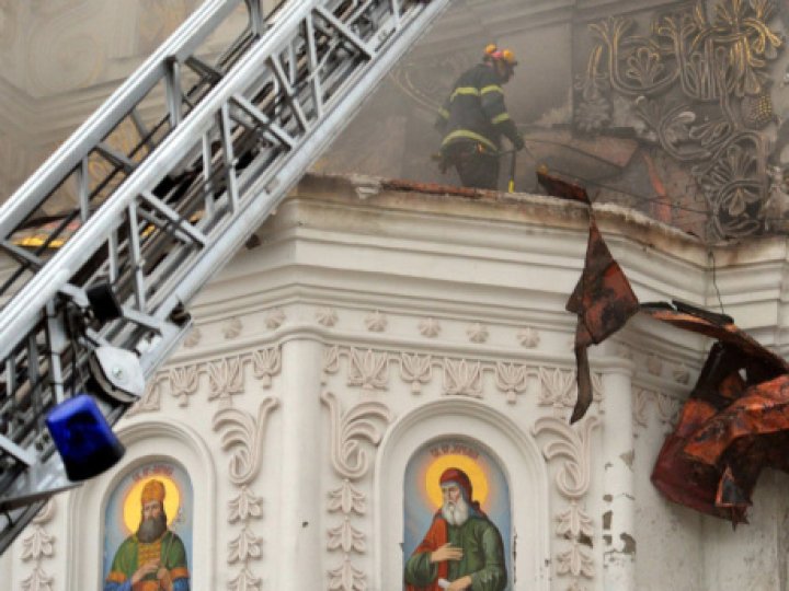 Швейцарія надасть $730 тисяч на відновлення Київської лаври
