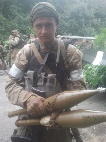 «Йдемо, йдемо!», - відео бою під Іловайськом. ВІДЕО. ФОТО