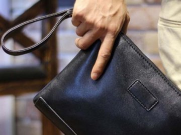 У Луцьку пограбували чоловіка ромської національності. ВІДЕО