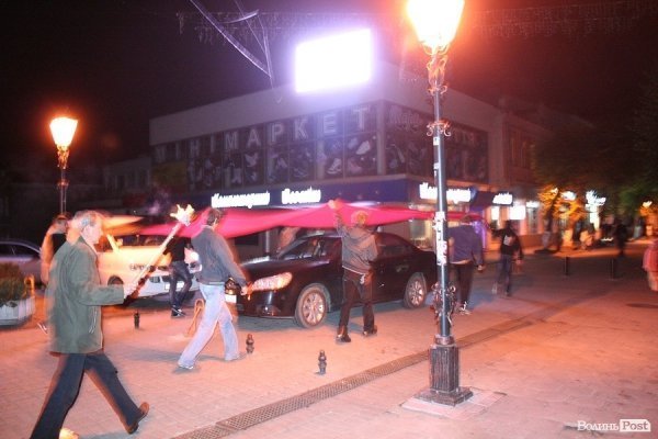 У Луцьку відбулася смолоскипна хода на честь ювілею УПА. ФОТО