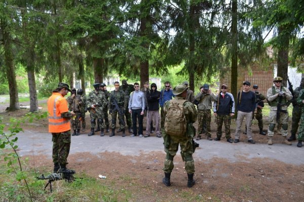 Не наша війна, - страйкбол під Луцьком. ФОТО