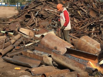 Волинянину загрожує до 3-ох років тюрми за крадіжку металобрухту