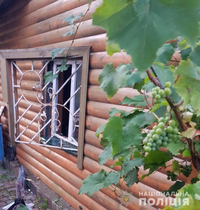 У Луцьку серед вулиці поліція затримала злодія з краденим телевізором в руках. ФОТО