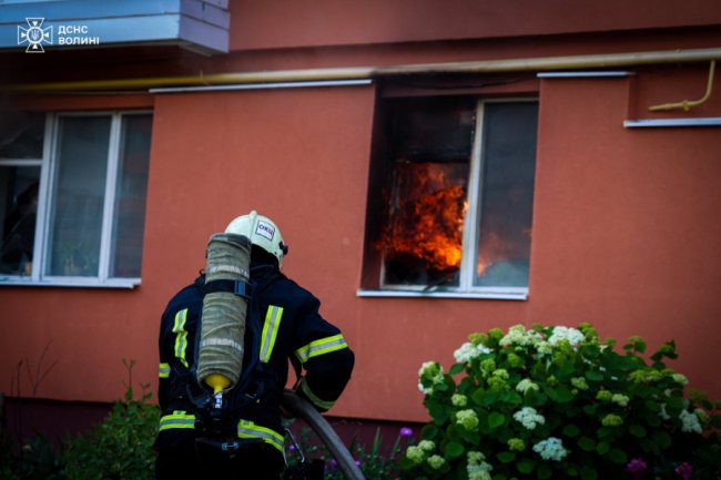 У Луцьку горіла квартира. ФОТО