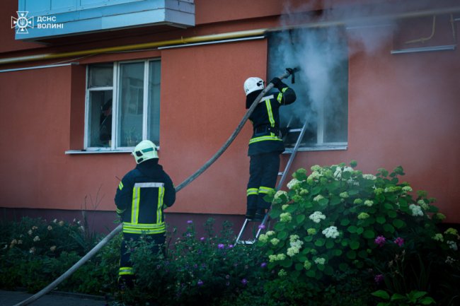 У Луцьку горіла квартира. ФОТО