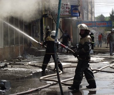 У Полтаві горів Центральний ринок. ФОТО. ВІДЕО.