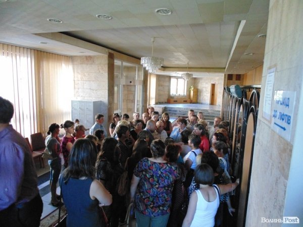 На сесію Волиньради прийшли родичі військових 51-ої бригади