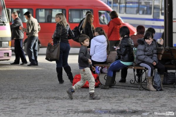 Луцька автостанція. БУДНІ МІСТА 