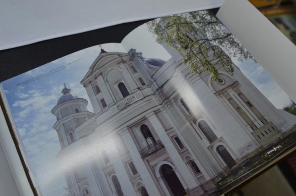 У Луцьку презентували фотокнигу про Волинь. ФОТО