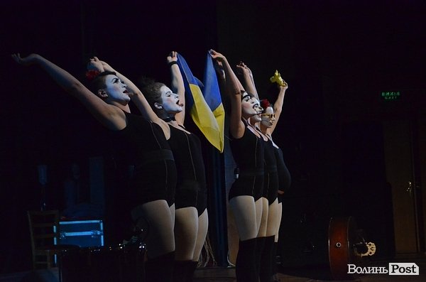 «Я хочу від них дітей»: Dakh Daughters підірвали луцьку публіку. ФОТО