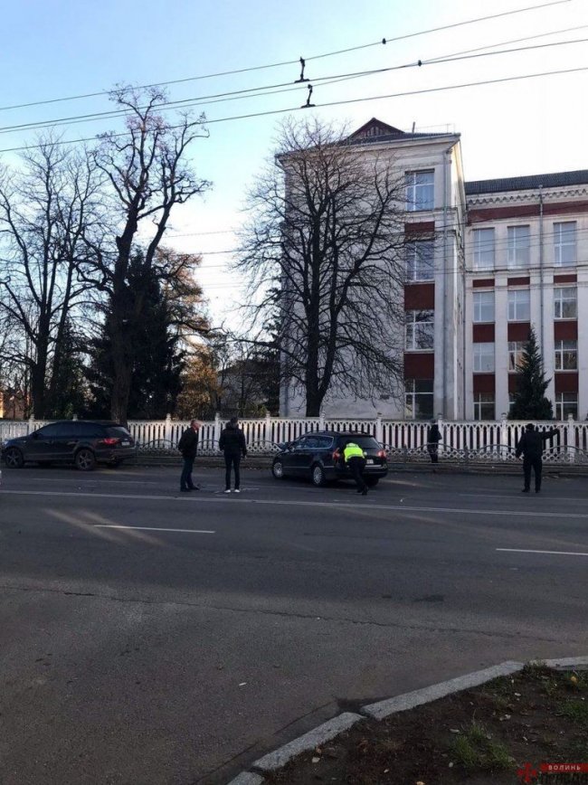 У Луцьку на Перемоги  – аварія