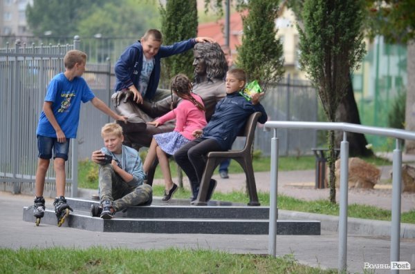 В Луцьку з'явився «новий» Кузьма. ФОТО