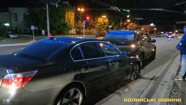У Луцьку зіткнулись два BMW. ФОТО