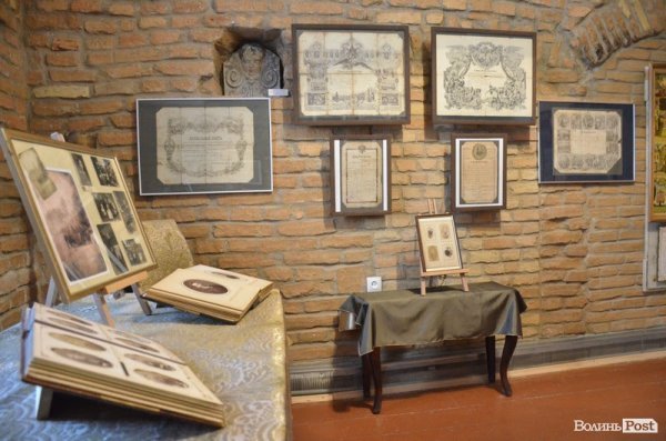 Унікальна виставка в Луцьку: показали стародавні віньєтки