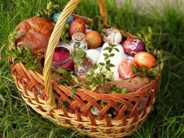 У Луцьку збиратимуть великодній кошик  для  бійців на передову