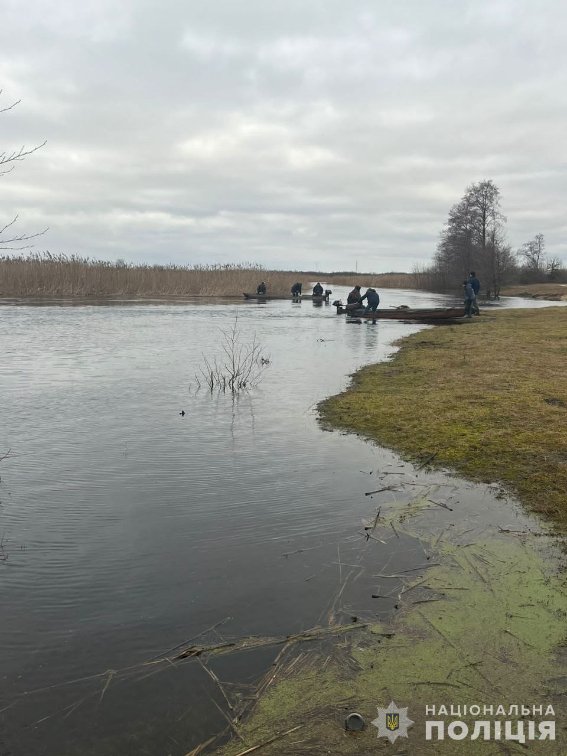 Сотні людей прочісують ліси на Волині у пошуках зниклої студентки