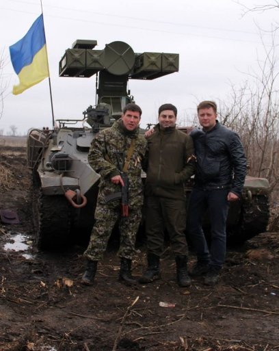 Делегація Луцькради на чолі з Романюком побувала на передовій. ФОТО