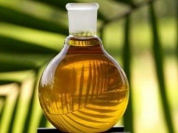 Волинські виробники у молоко доливають пальмову олію
