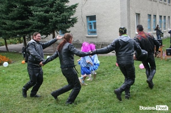 Байкери і благодійність мотопікнік для дітей з інтернату