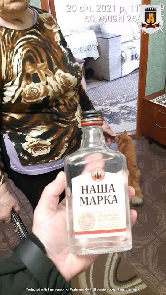 У Луцьку викрили дві «точки», де торгували сурогатом 